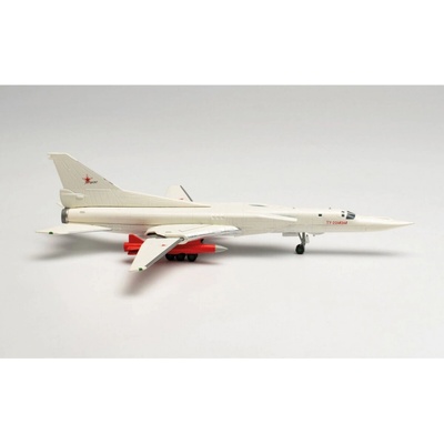 Herpa TU-22M3M BackfireM3M prototype 1:200