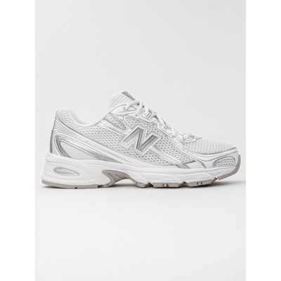 New Balance Обувки 740