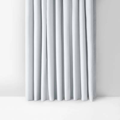 Goldea zatemňovací závěs blackout - stříbrný 270x220 cm