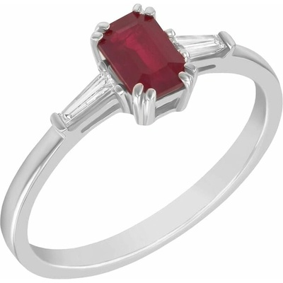 Eppi Zásnubní prsten s rubínem a baguette diamanty Gracie R32990