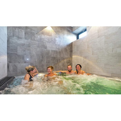 Kouzlo Vysočiny a dokonalý relax: pobyt v hotelu ALA**** s masáží a wellness pro 2 osoby na 2 noci
