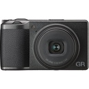 Digitálne fotoaparáty Ricoh GR III