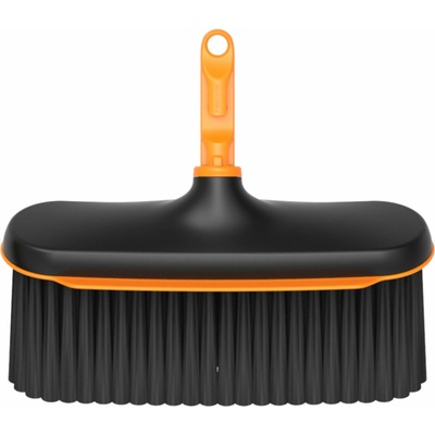Fiskars Metla univerzálna 27 cm OneClick