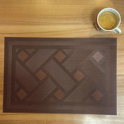 TiaHome Podložka Deluxe pod tanier Kendrick hnedá 35x45cm