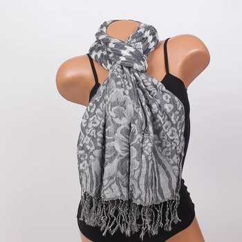 Image 1 of Дамски шал в черно и бяло с цветя и орнаменти