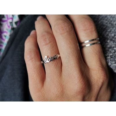 Дамски сребърен пръстен Love (ДСП1)