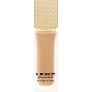 Burberry Beyond Wear Perfecting Matte Foundation течен фон дьо тен с матов завършек цвят Medium Warm 80 30ml