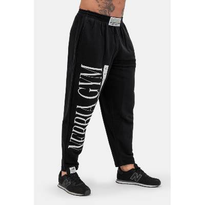 Nebbia Beast Mode On ikonické tepláky 186 - black - M