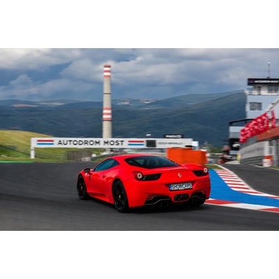Autodrom Most ve Ferrari 1 osoba Bez záznamu 1 okruh
