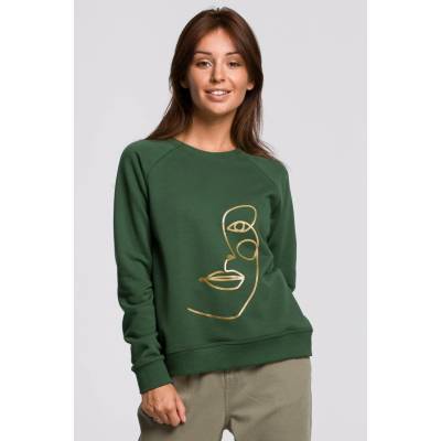 BeWear Woman's Pullover top with a print in the frontgrass green