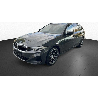 BMW 330e Touring xDrive 215 kW