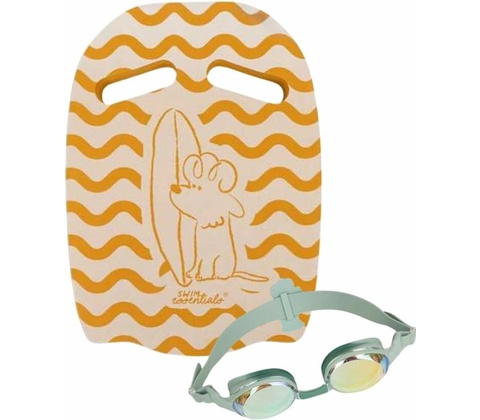 Swim Essentials Surfer