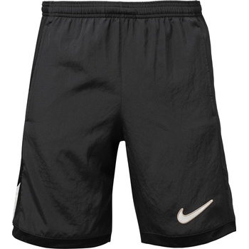 Nike ACADEMY M