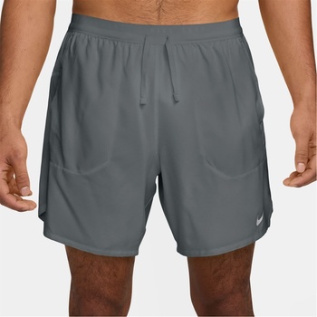 Nike Stride 7In Short - Smoke Grey/Silv