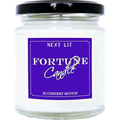 With Scent of Books Ароматна свещ с късметче Next Lit Fortune Candle - Мъфин с боровинки, на български (NLFC01_BG)