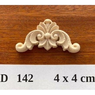 Ann Zeng Dřevěný ornament D142 4 x 4 cm barva přírodní 1 ks