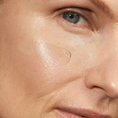 Mádara Semi-Matte Peptide make-up 25 Linen 30 ml