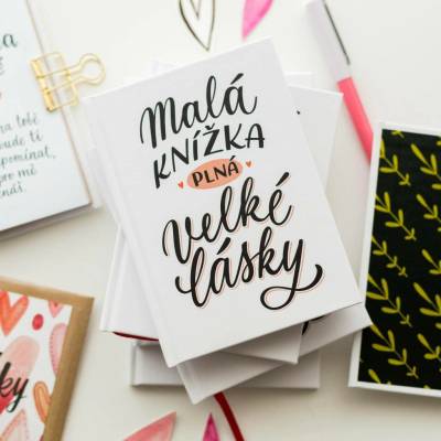 Kniha Chaukiss Malá knížka plná velké lásky