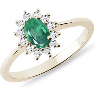 Klenota Zlatý prsteň s oválnym smaragdom a diamantmi k0206073