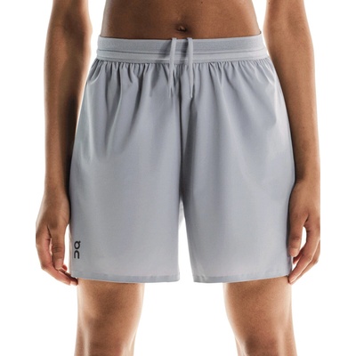 On dámske bežecké kraťasy 5" Performance shorts