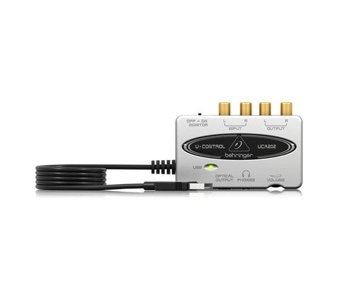 Behringer UCA202