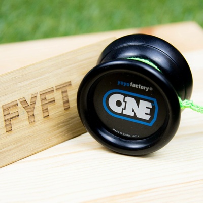 Yoyofactory ONE plastové začátečnické yoyo na triky Černá – Zbozi.Blesk.cz