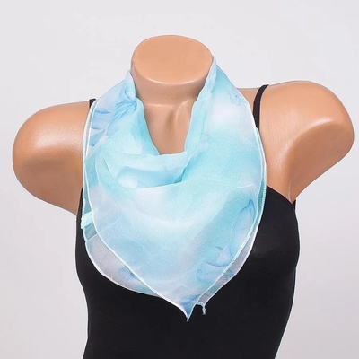 Свежо фишу в тюркоазено със сини цветя