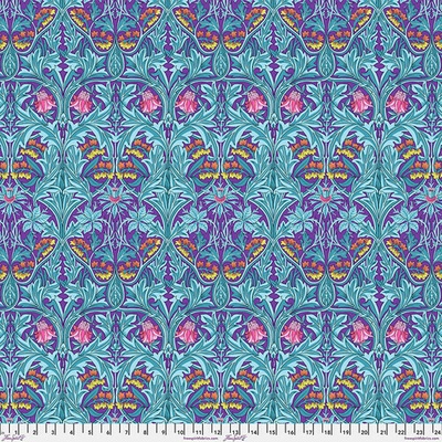 Bavlněná látka květinová fialová | Kaffe Fassett x Morris & Co – Bellflower