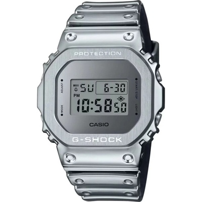 Casio GM-5600YM-8A8