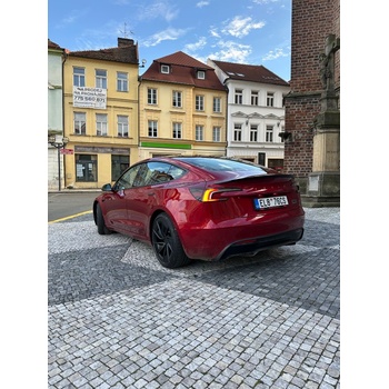 Řidič v Tesle: 20 min. 1699Kč Liberec