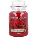 Svíčky Yankee Candle Raindrops on Roses 623 g