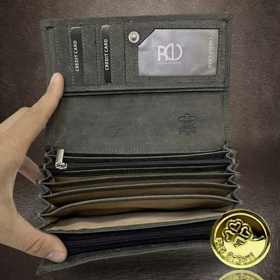 Černá kožená kasírka EXCLUSIVE Leather s monogramem robustní a elegantní volba ražba monogram u C Klasicky Times N. Roman