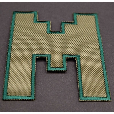 Nažehľovacia záplata - Minecraft M LOGO - rozmer 6 cm x 7 cm