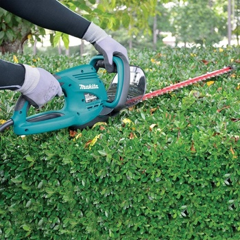 Makita UH5570
