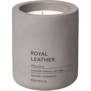 Blomus (Германия) Ароматна свещ BLOMUS FRAGA с аромат Royal Leather - Ø9 х 11 см - цвят сиво-бежов (BLOMUS 65951)