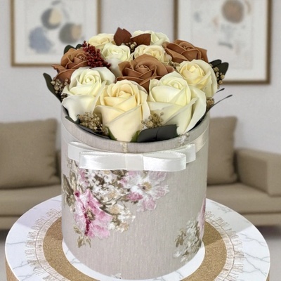Kvetinový box Bellarose