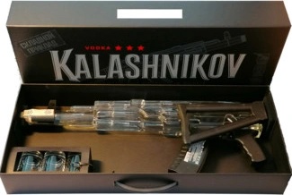 Vodka Kalashnikov AK47 40% 0,7 l (darčekové balenie 3 poháre