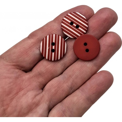 Knoflík dvoudírkový - Pruhy - červená, bílá - 17,78mm – Zbozi.Blesk.cz