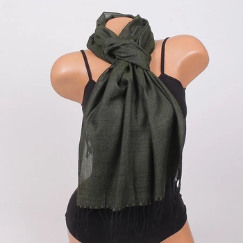 Image 1 of Тъмнозелен шал с изчистен десен и ресни