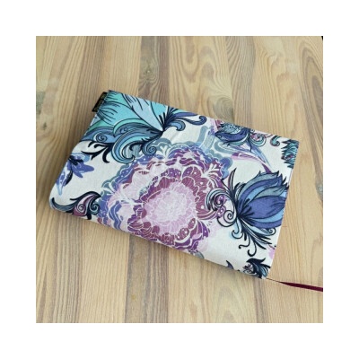 Obal na knihu Květy fialové – Zbozi.Blesk.cz