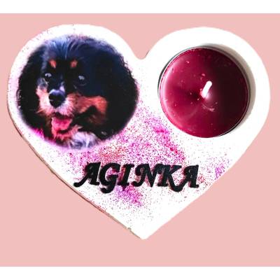 Svícen ve tvaru srdce Materiál: sádra