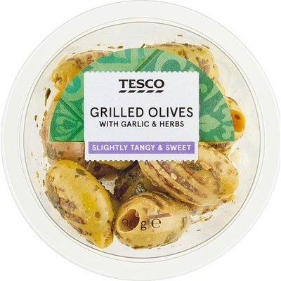 Tesco Grilované marinované vykôstkované zelené olivy s cesnakom a bylinami 90 g