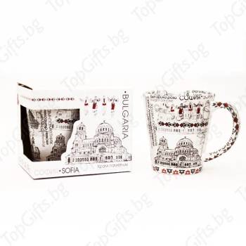 Image 1 of Керамична чаша за чай черно-бяла " София"