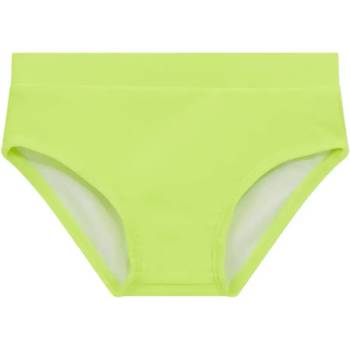 GUESS Бански слип за бебе момче в цвят лайм с голям контрастен надпис Guess