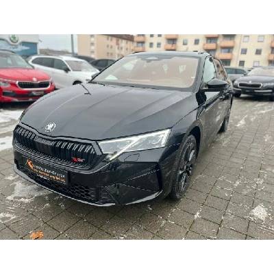 Skoda Octavia Combi RS DSG 195 kW