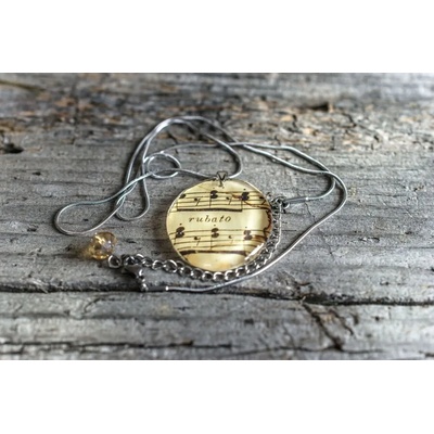 Колие с принт на нотен лист