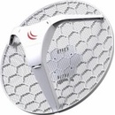Access pointy a routery MikroTik LHG 5