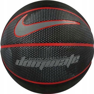 Nike Dominate 8P NKI0001907