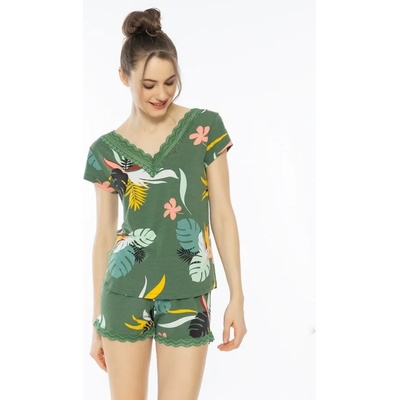 Дамска пижама в зелено с цветни листа