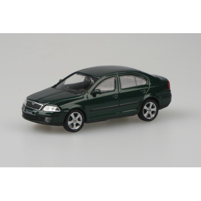 Abrex škoda Octavia 2004 tm. zelená časopis s modelem 1:43